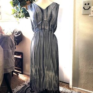 Knox Rose Blue Sleeveless V-Neck Midi Sundress